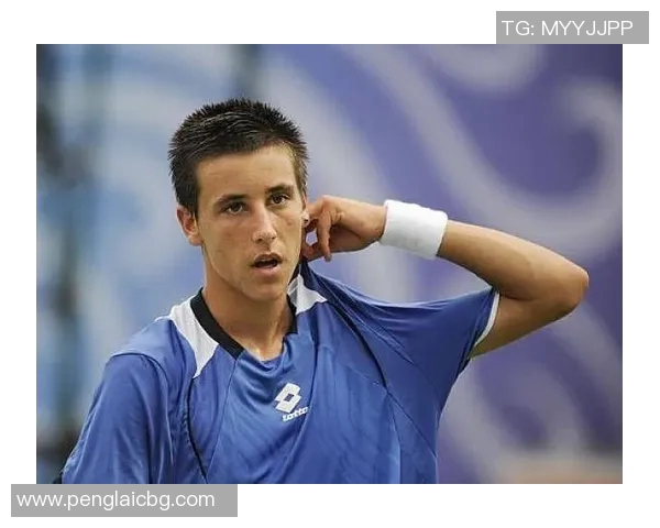 与杨伟对话探讨他的网球生涯与成长历程的精彩故事