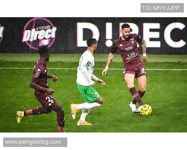 兰斯与斯特拉斯堡对决结果揭晓精彩瞬间回顾与分析