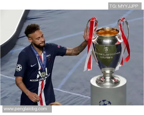 内马尔本赛季第五次受伤巴黎欧冠前景堪忧球队需应对挑战 内马尔本赛季第五次受伤巴黎欧冠前景堪忧球队需应对挑战