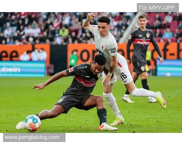 多德勒支与靴蒙特的精彩对决分析及赛季表现回顾