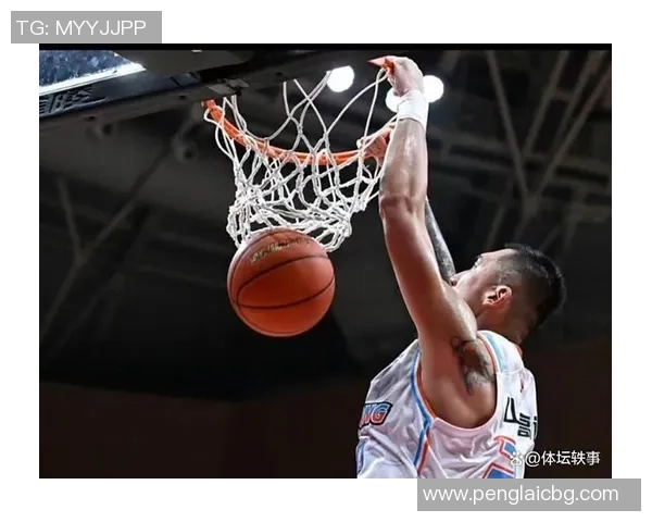 陈林坚:从青涩球员到篮球场上的璀璨明星之路探秘 陈林坚:从青涩球员到篮球场上的璀璨明星之路探秘