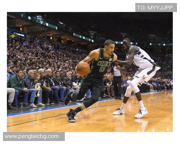 前锋麦迪逊在对阵奥兰多的比赛中展现出色表现引发热议