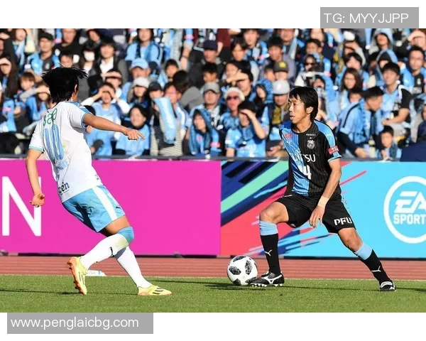 大阪钢巴与长崎的精彩对决比分揭晓，赛场瞬间引发热烈讨论